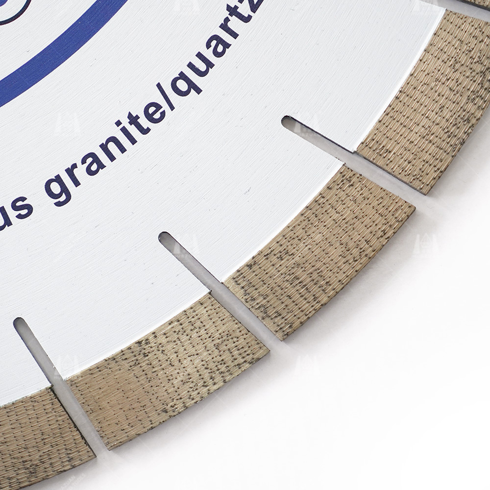 Diamond Patterned Technology Saw Blade for Cutting Granite